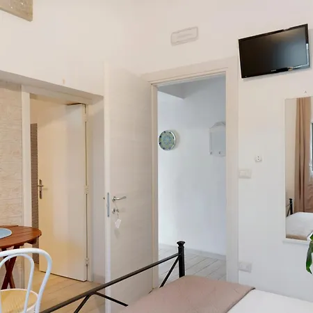 Bed and breakfast Marea Blanca 3*
