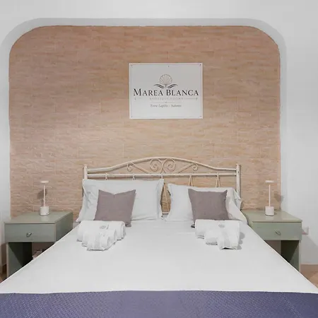 Marea Blanca Bed & Breakfast