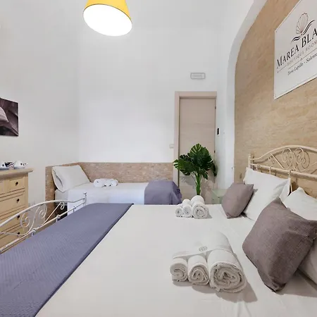 Marea Blanca Bed & Breakfast 3*